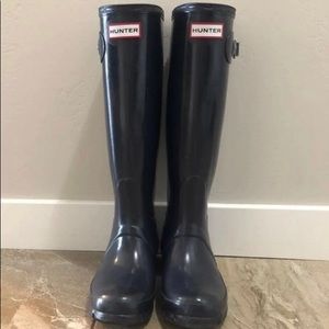 Navy Blue Hunter Boots (6)